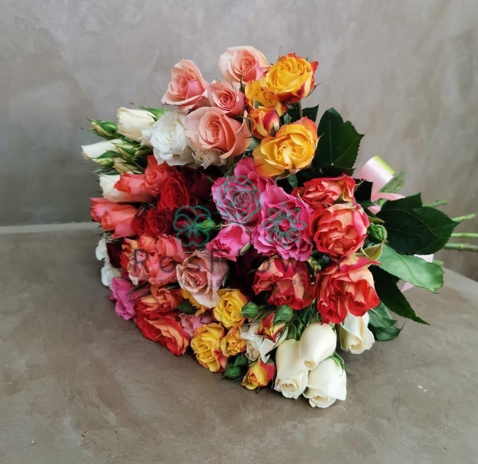 Букет цветов из: Розы в Упорной