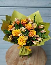 Букет цветов из:  Альстромерии и Розы в Упорной