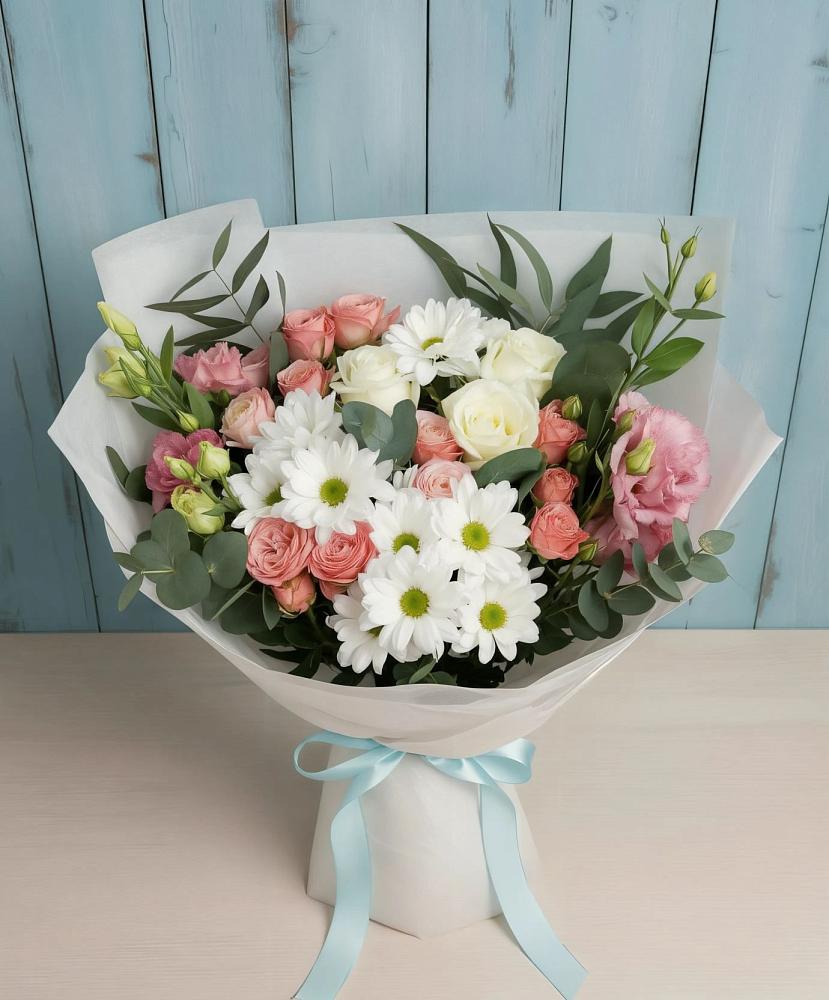 Букет цветов из: Розы, Лизиантусы и Хризантемы в Упорной