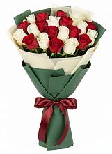 Букет Микс из красных и белых роз #REPLACE_PRED# Упорной