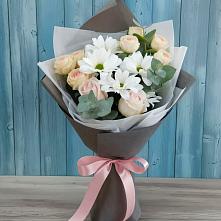 Букет цветов из:  Хризантемы и Розы в Упорной