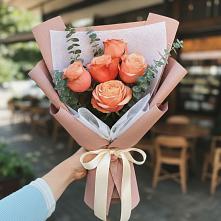 Букет цветов из:  Розы #REPLACE_PRED# Упорной