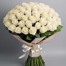 Букет 101 беля роза Белоснежка в Упорной