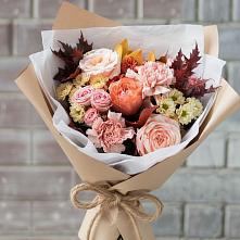 Букет цветов из:  Гвоздики, Хризантемы и Розы #REPLACE_PRED# Упорной