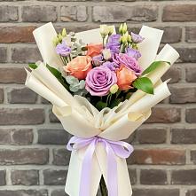 Букет цветов из:  Лизиантусы и Розы #REPLACE_PRED# Упорной