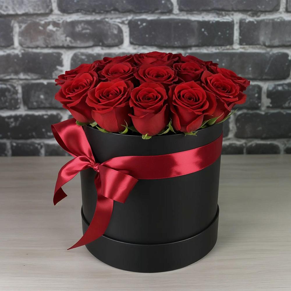 Цветочная композиция из Розы в шляпной коробке в Упорной